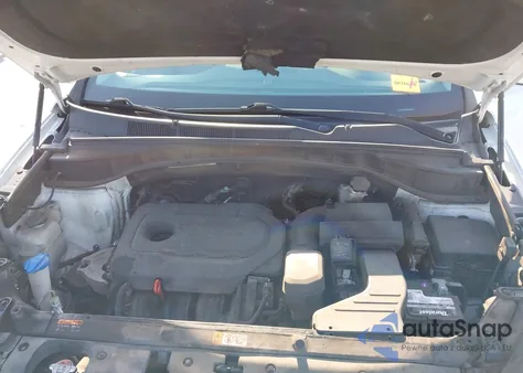 2017 Hyundai Santa Fe Sport 2.4L from USA, damaged, VIN 5XYZU3LBXHG410918